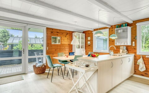 Alste - 900M from the Sea: Meubles, Design Intérieur, Sol, Bois, Sol, Plafond, Parquet, Chaise, Table, Éclairage