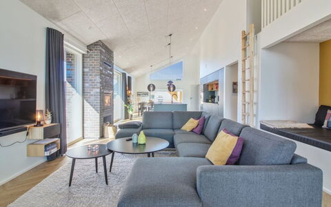 Esme - 400M from the Sea: Plafond, Sol, Design Intérieur, Sol, Composite, Meubles, Recours, Hôtel, Conception, Daylighting