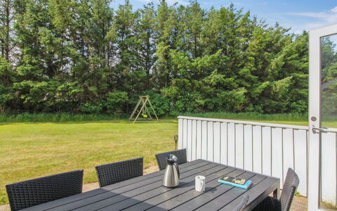 Frellef - 491M from the Sea: Herbe, Prairie, Lot Terre, Chalet, Zone Rurale, Prairie, Batiments Jardin, Jardin, Cabanon