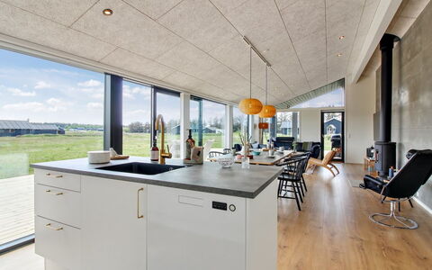 Serey - 1.4Km from the Sea: Plafond, Chaise, Cuisine, Table Cuisine Et Salle A Manger, Comptoir, Conception, Luminaire, Cabinetry, Daylighting, Parquet