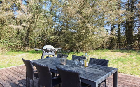 Maiti - 300M from the Sea: Meubles, Mobilier De Jardin, Table, Chaise, Tableau De Plein Air, Table Cuisine Et Salle A Manger, Ombre, Jardin, Patio, Eco Hôtel