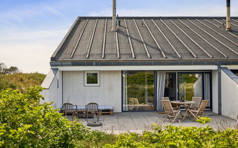 Kaapo - 1Km from the Sea: Toit, Domicile, Chalet, Ferme, Siding, Batiments Jardin, Daylighting, Cabanon