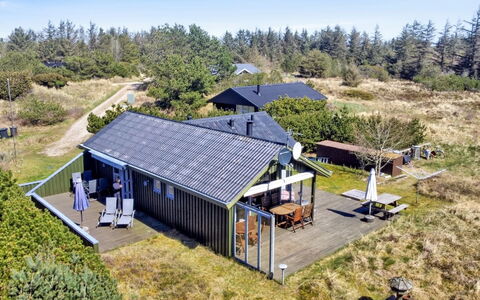 Gerasim - 1Km from the Sea: Herbe, Vert, Maison, Chalet, Prairie, Zone Rurale, Écorégion, Paysage, Lot Terre, Arbuste