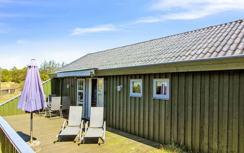 Gerasim - 1Km from the Sea: Herbe, Maison, Toit, Domicile, Chalet, Arbuste, Lot Terre, Zone Rurale, Ferme, Couverture De Sol