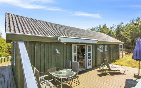 Gerasim - 1Km from the Sea: Herbe, Maison, Toit, Domicile, Chalet, Arbuste, Lot Terre, Zone Rurale, Ferme, Couverture De Sol