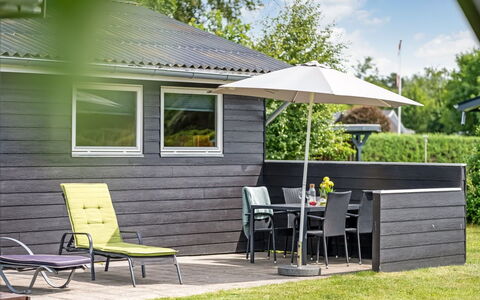 Stygge - 300M from the Sea: Bois, Mobilier De Jardin, Dur, Planche, Meubles, Tache De Bois, Plate-Forme, Jardin, Ombre, Tableau De Plein Air