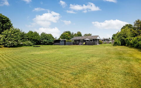 Stygge - 300M from the Sea: Ciel, Arbre, Herbe, Prairie, Plaine, Paysage, Arbuste, Lot Terre, Zone Rurale, Domicile