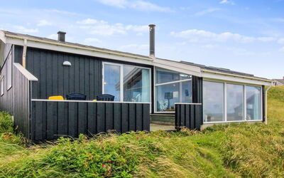 Joske - 50M from the Sea