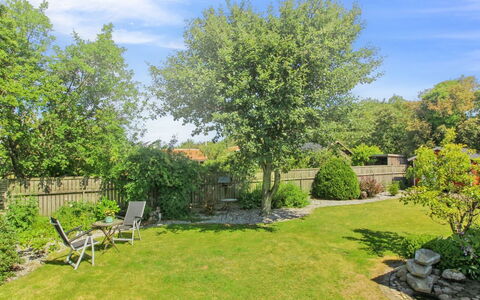 Erle - 1.5Km from the Sea: Domicile, Chalet, Siding, Dur, Ombre, Planche, Conception, Biens, Porche, Plate-Forme