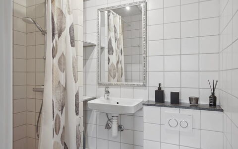 Gisella - 1.2Km from the Sea: Maison, Domicile, Toit, Chalet, Biens, Aménagement Paysager, Batiments Jardin, Siding, Ferme