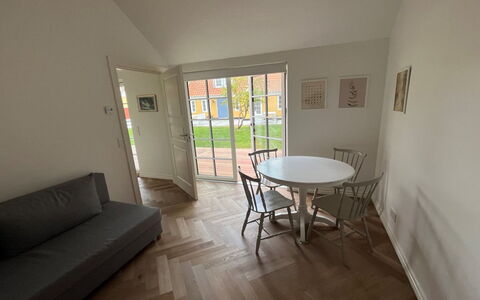 Skrollan - 100M from the Sea: Plafond, Sol, Design Intérieur, Sol, Composite, Meubles, Recours, Hôtel, Conception, Daylighting
