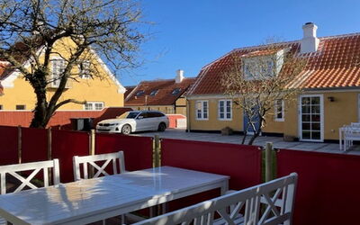Skrollan - 100M from the Sea