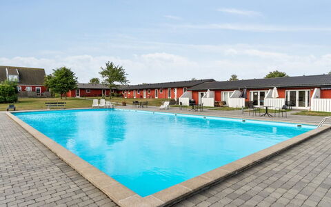 Cornelia - 6Km from the Sea: Domicile, Toit, Maison, Chalet, Biens, Porte, Porche, Siding, Ferme, Ombre