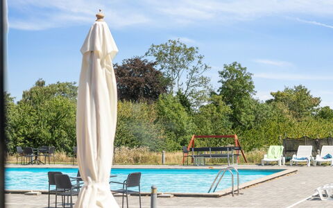 Cornelia - 6Km from the Sea: Domicile, Toit, Maison, Chalet, Biens, Porte, Porche, Siding, Ferme, Ombre