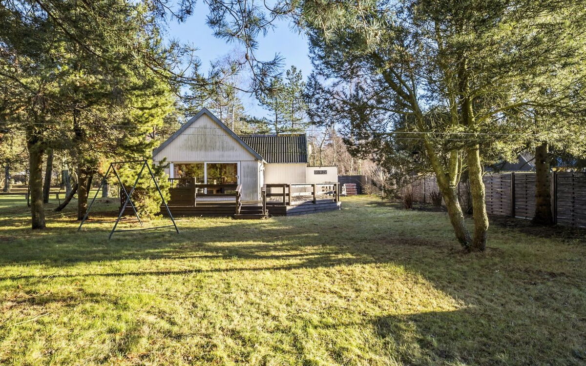 hillmari - 650m From The Sea