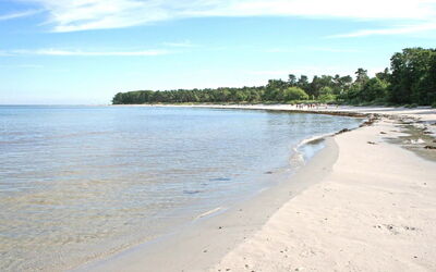 Frederikka - 75M from the Sea