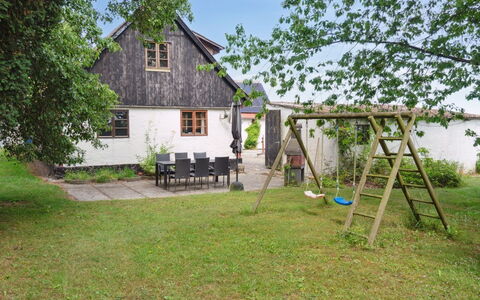 Helmer - 3Km from the Sea: Herbe, Maison, Toit, Domicile, Chalet, Arbuste, Lot Terre, Zone Rurale, Ferme, Couverture De Sol