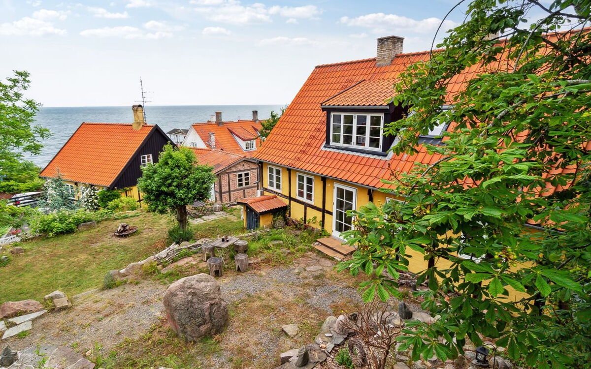 erich - 200m From The Sea