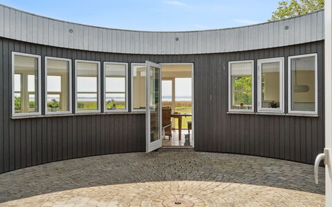 Vemund - 100M to the Fjord: Toit, Maison, Lot Terre, Domicile, Chalet, Biens, Batiments Jardin, Ombre, Cabane En Rondins, Aménagement Paysager