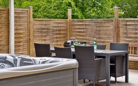 Barth - 950M from the Sea: Sol, Design Intérieur, Bois, Sol, Escaliers, Plafond, Tache De Bois, Parquet, Dur, Balustrade