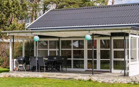Mareike - 200M from the Sea: Meubles, Mer, Chaise, Ombre, Balcon, Mobilier De Jardin, Eco Hôtel, Côte, Plate-Forme, Tache De Bois