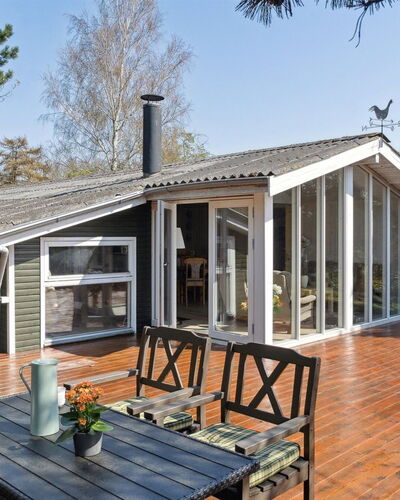 Gisella - 200M from the Sea