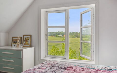 Finja - 6Km from the Sea: Toit, Maison, Domicile, Chalet, Siding, Biens, Allée, Batiments Jardin, Cour, Cabanon