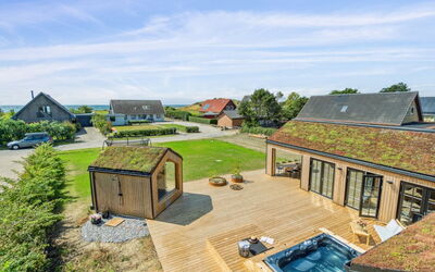 Ottmar - 150M from the Sea