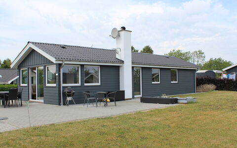 Jannik - 300M from the Sea: Maison, Toit, Domicile, Chalet, Biens, Ferme, Villa, Porche, Siding