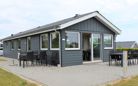 Jannik - 300M from the Sea: Herbe, Prairie, Paysage, Écorégion, Plaine, Communauté Des Plantes, Lot Terre, Mobilier De Jardin, Prairie, Formations Arbustives