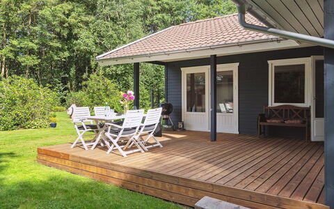 Annamaria - 30Km from the Sea: Toit, Maison, Domicile, Chalet, Porte, Siding, Plate-Forme, Porche, Planche, Dur