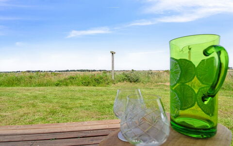 Inka - 100M from the Sea: Chalet, Cabanon, Cabane, Ferme, Prairie, Cabane, Grange, Cabane En Rondins, Batiments Jardin