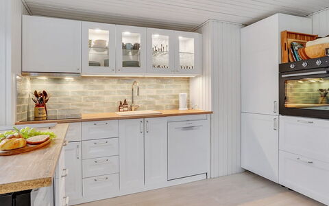 Elma - 350M from the Sea: Maison, Domicile, Zone Résidentielle, Toit, Chalet, Lot Terre, Biens, Cour, Jardin, Siding