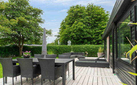 Elma - 350M from the Sea: Maison, Domicile, Zone Résidentielle, Toit, Chalet, Lot Terre, Biens, Cour, Jardin, Siding
