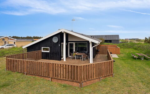 Wolter - 700M from the Sea: Maison, Toit, Domicile, Chalet, Cabanon, Batiments Jardin, Siding, Cour, Cabane En Rondins, Cabane