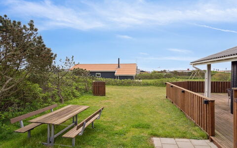 Wolter - 700M from the Sea: Maison, Toit, Domicile, Chalet, Cabanon, Batiments Jardin, Siding, Cour, Cabane En Rondins, Cabane