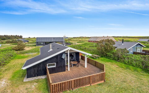 Wolter - 700M from the Sea: Maison, Toit, Domicile, Chalet, Cabanon, Batiments Jardin, Siding, Cour, Cabane En Rondins, Cabane