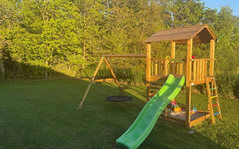 Asel - 350M from the Sea: Jardin, Équipement Extérieur Play, Tache De Bois, Arrière-Cour, Terrain De Jeux