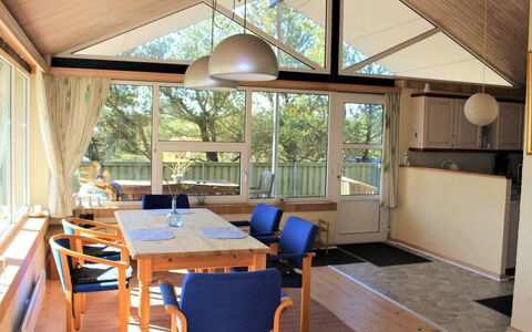 Guthfrith - 130M from the Sea: Maison, Domicile, Toit, Chalet, Biens, Aménagement Paysager, Batiments Jardin, Siding, Ferme