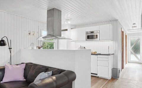 Ingebore - 700M from the Sea: Sol, Design Intérieur, Sol, Bois, Meubles, Plafond, Cuisine, Parquet, Appareil De Cuisine, Électroménager