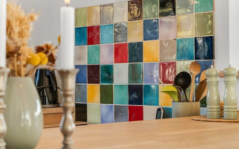 Sazdo - 1.1Km from the Sea: Vaisselle, Fruit, Serveware, Aliments, Peindre, Vaisselle, Porcelaine, Céramique