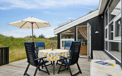 Hrefna - 500M from the Sea