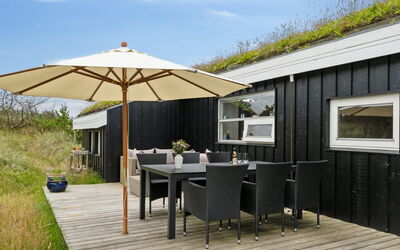 Hrefna - 500M from the Sea