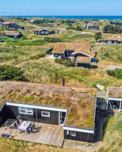 Hrefna - 500M from the Sea