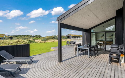Egil - 1.5Km from the Sea: Planche, Dur, Plate-Forme, Ombre, Siding, Porche, Conception, Batiments Jardin, Structure En Plein Air, Cabanon