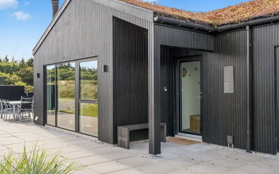 Egil - 1.5Km from the Sea