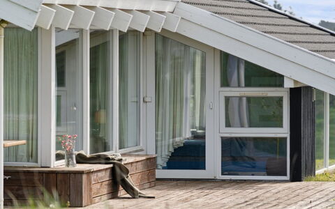 Jürgen - 293M from the Sea: Meubles, Design Intérieur, Sol, Bois, Sol, Plafond, Parquet, Chaise, Table, Éclairage