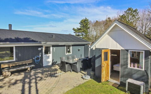 Fridhild - 875M from the Sea: Meubles, Design Intérieur, Sol, Bois, Sol, Plafond, Parquet, Chaise, Table, Éclairage