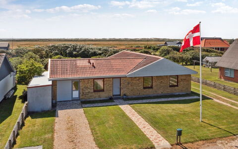 Ingward - 750M from the Sea: Herbe, Prairie, Paysage, Écorégion, Plaine, Communauté Des Plantes, Lot Terre, Mobilier De Jardin, Prairie, Formations Arbustives