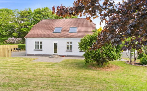 Essie - 20Km from the Sea: Bois, Toit, Architecture, Domicile, Maison, Chalet, Siding, Dur, Pente, Biens
